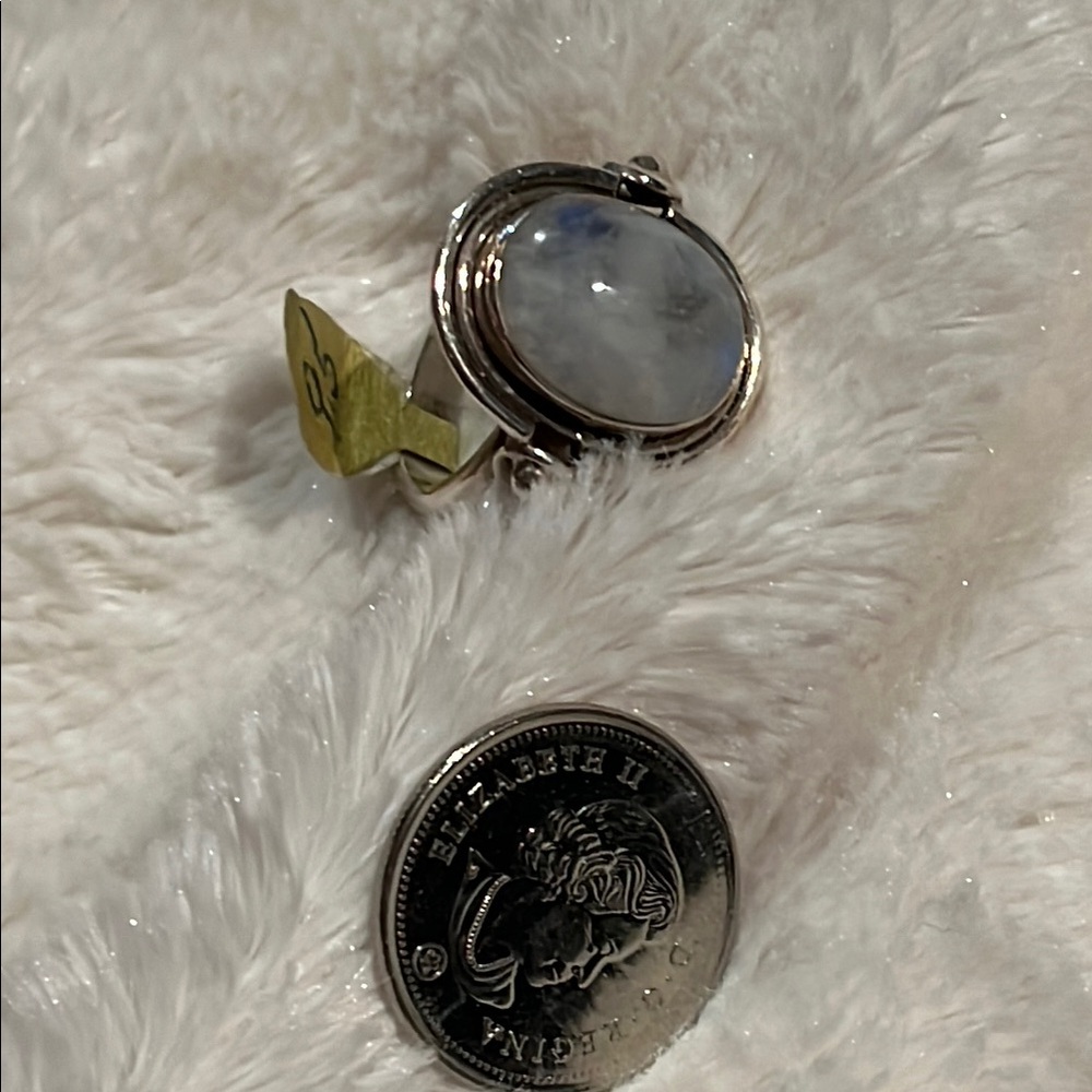 NWOT sterling & Moonstone Ring 9.5